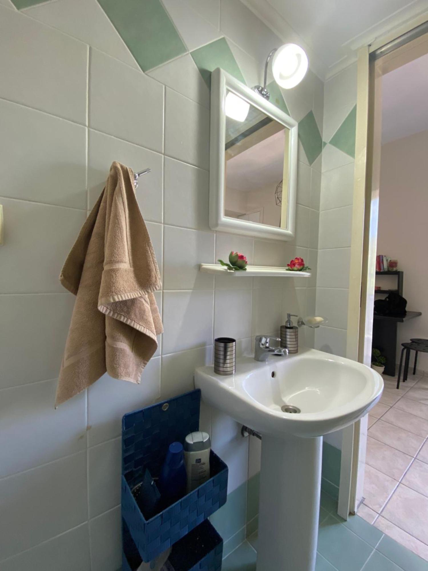 Irinis Apartment In Каламата Екстериор снимка